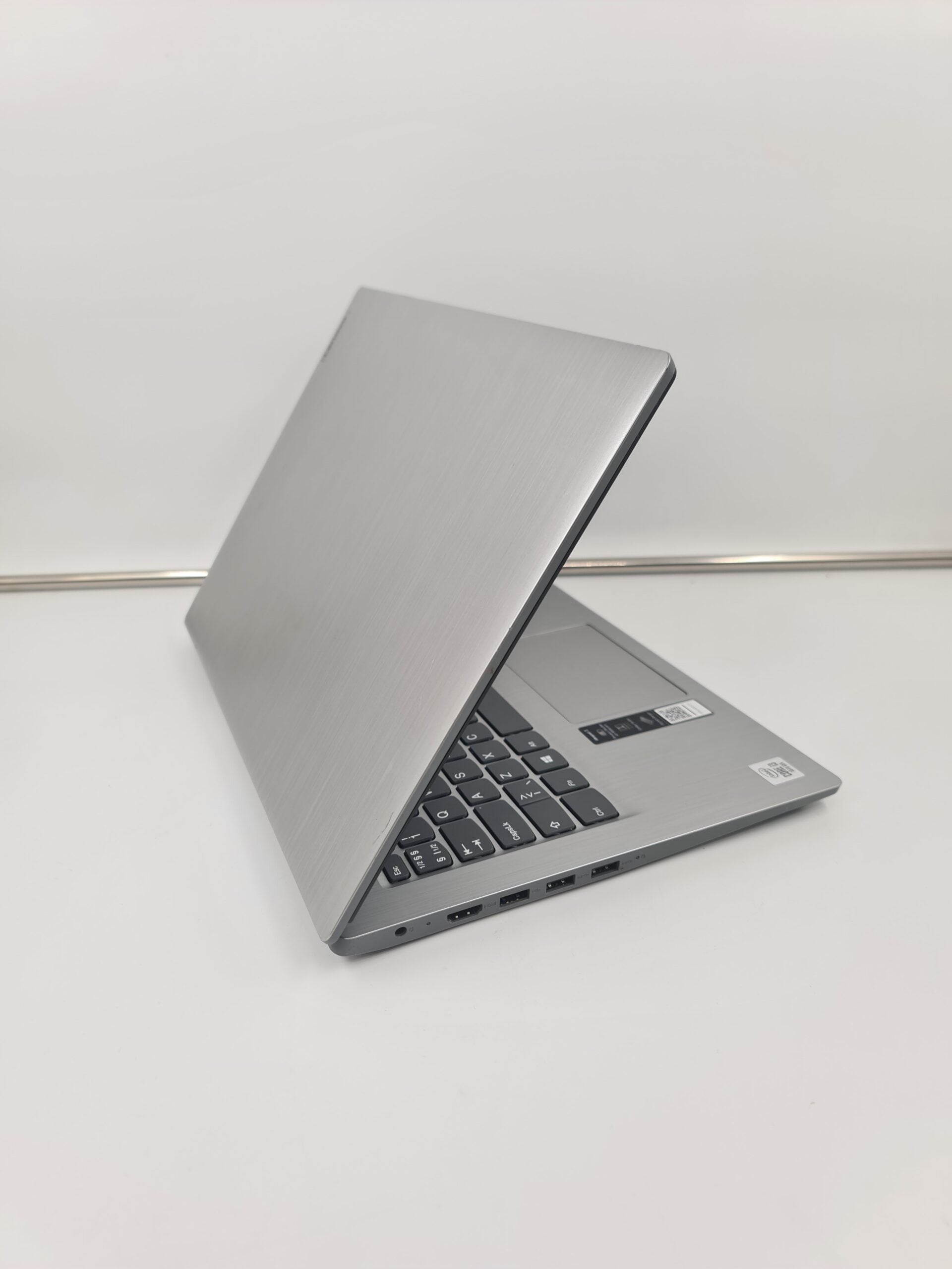 — 14ITL05 Platinum Grey Side2